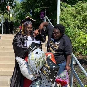 Meet your Posher, Maxwell